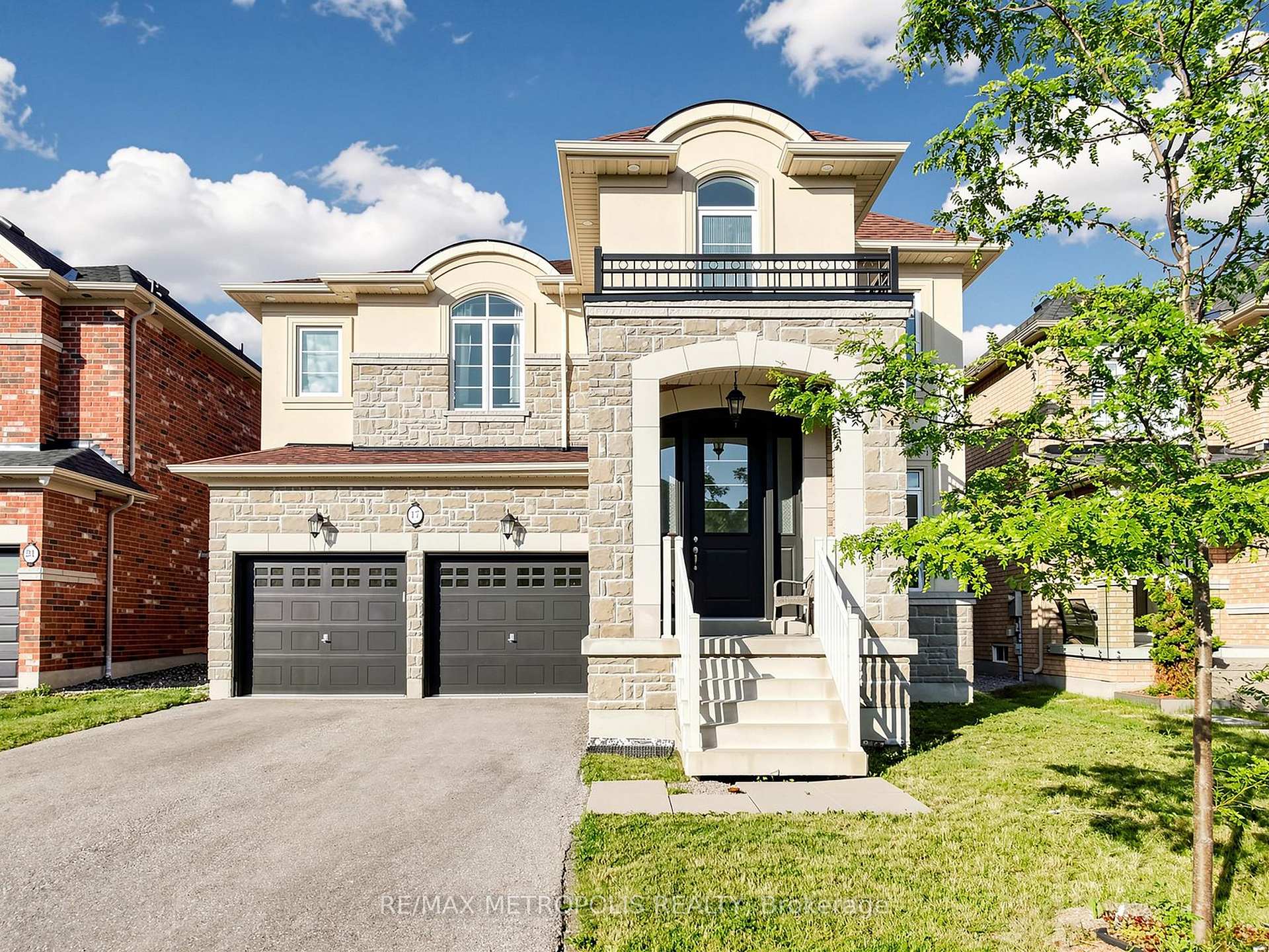 17 Neilly Terrace N, Bradford West Gwillimbury, ON L3Z 4L1, Bradford West Gwillimbury, ON — photo 2 of 51