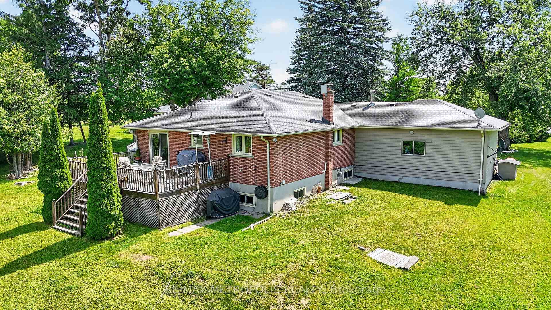 6370 Hillsdale Drive, Whitchurch-Stouffville, ON L4A 3B8, Whitchurch-Stouffville, ON — photo 8 of 38
