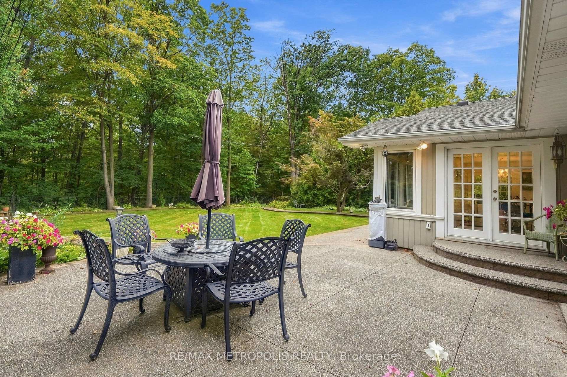 1228 Elgin Crescent, Oakville, ON L6H 2J7, Oakville, ON — photo 23 of 50