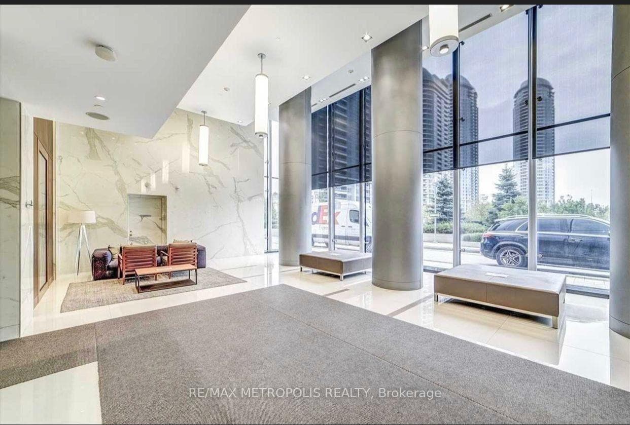 255 Village Green Square 507, Toronto E07, ON M1S 0L7, Toronto E07, ON — photo 3 of 14