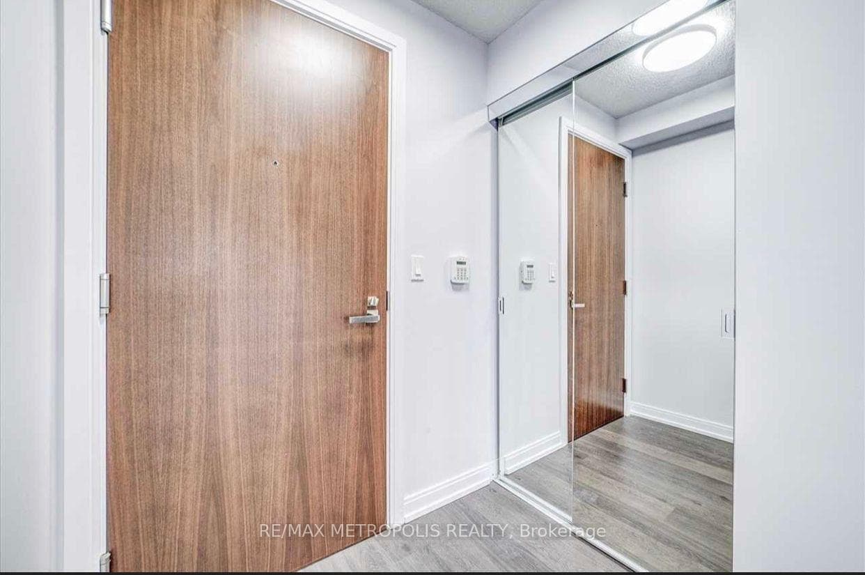 255 Village Green Square 507, Toronto E07, ON M1S 0L7, Toronto E07, ON — photo 5 of 14