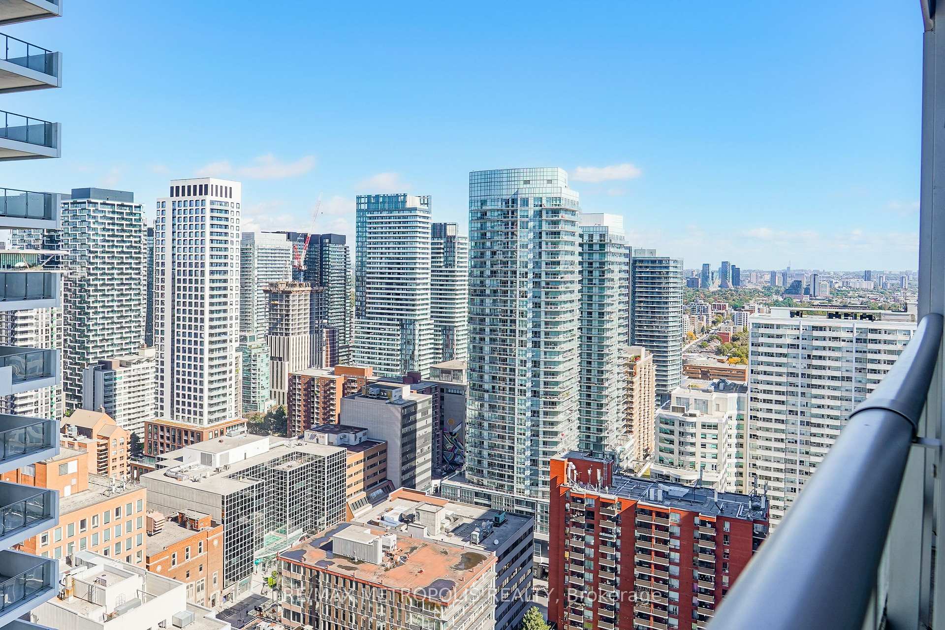 2191 Yonge Street 3709, Toronto, ON M4S 3H8, Toronto C10, ON — photo 34 of 36