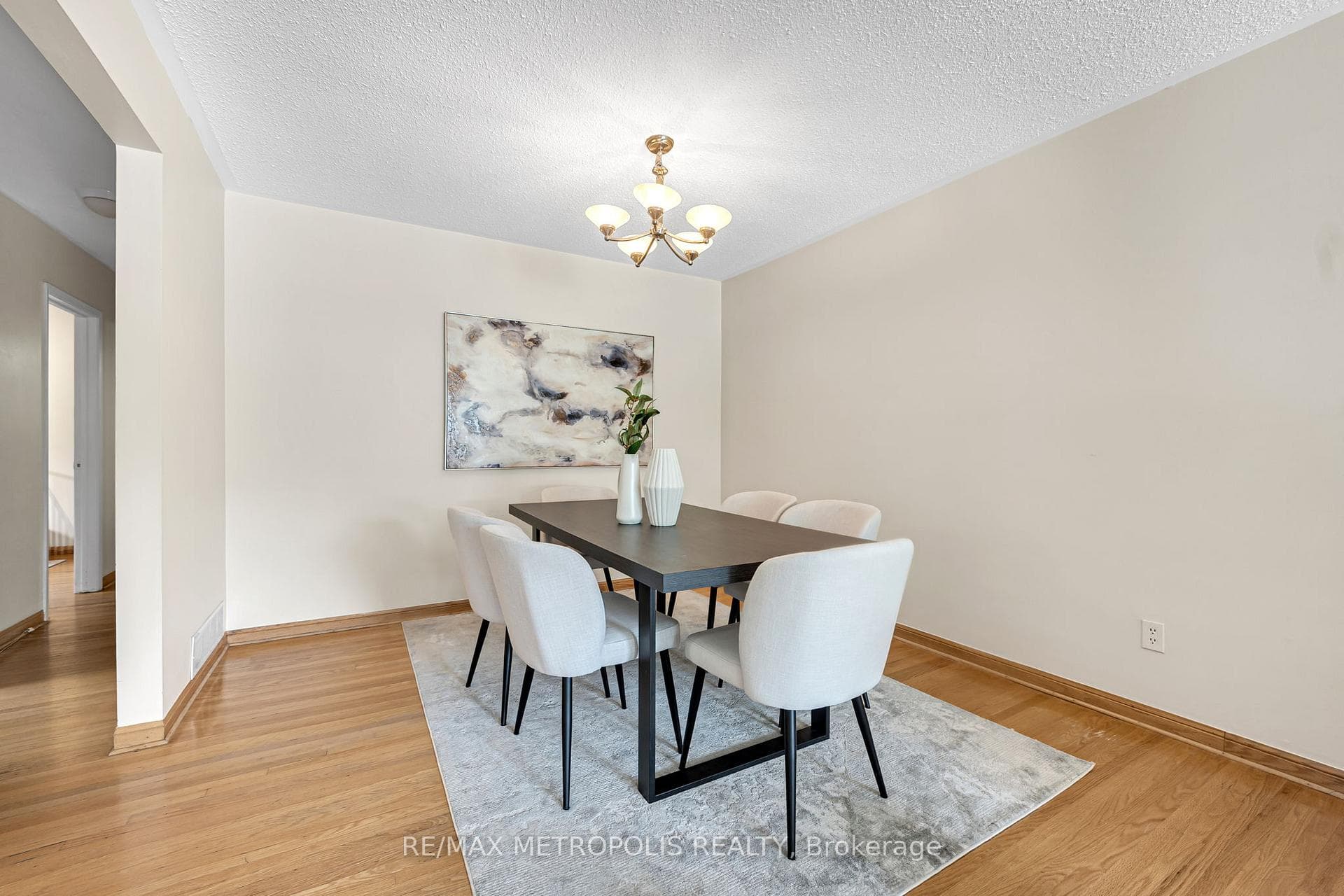 76 Harrington Crescent, Toronto C15, ON M2M 2Y5, Toronto C15, ON — photo 6 of 50