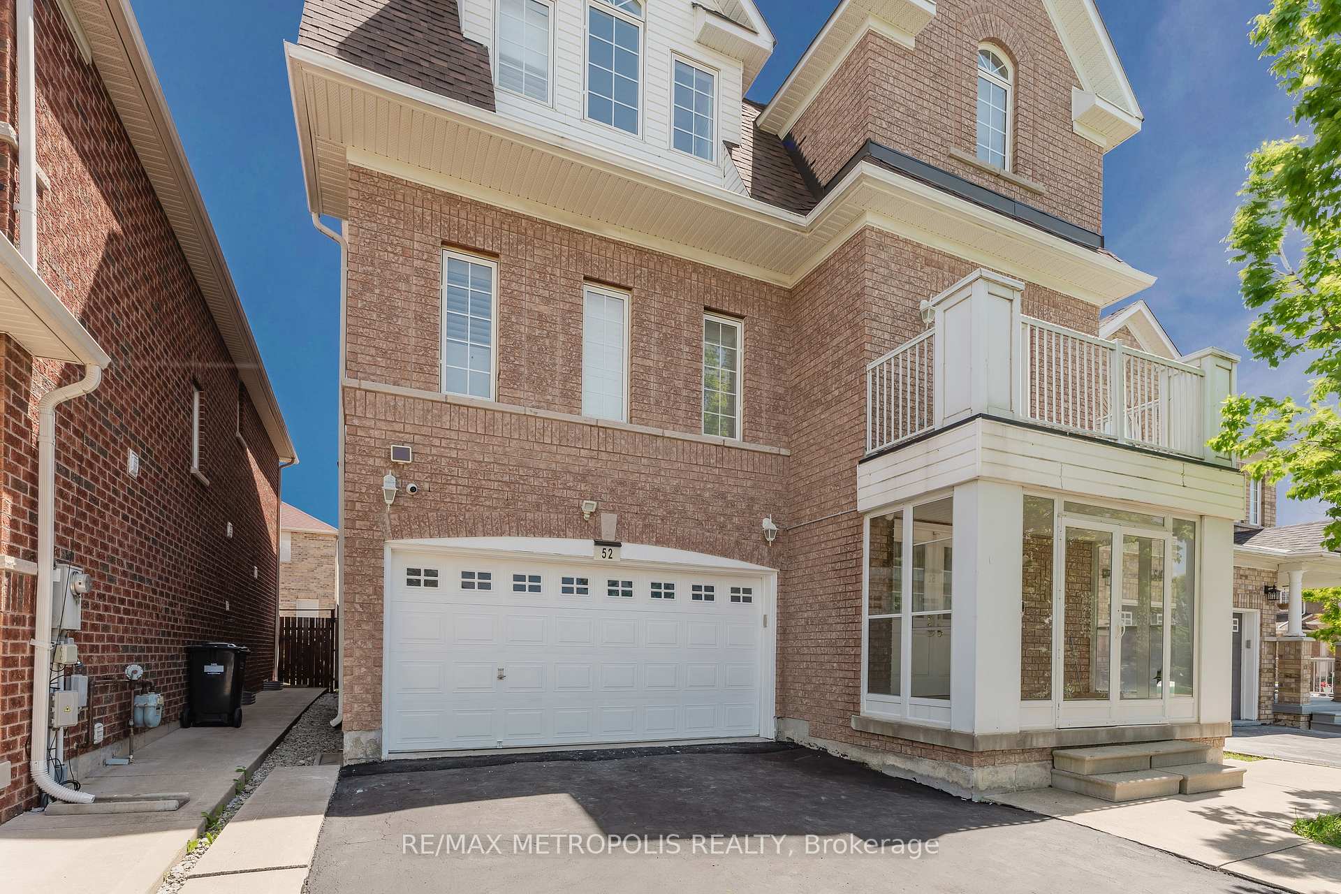 52 Gore Valley Trail, Brampton, ON L6P 2G9, Brampton, ON — photo 1 of 4