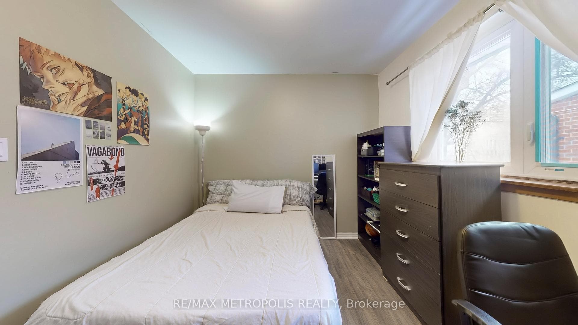 68 Paulvale Crescent, Toronto W05, ON M3J 1K5, Toronto W05, ON — photo 23 of 49