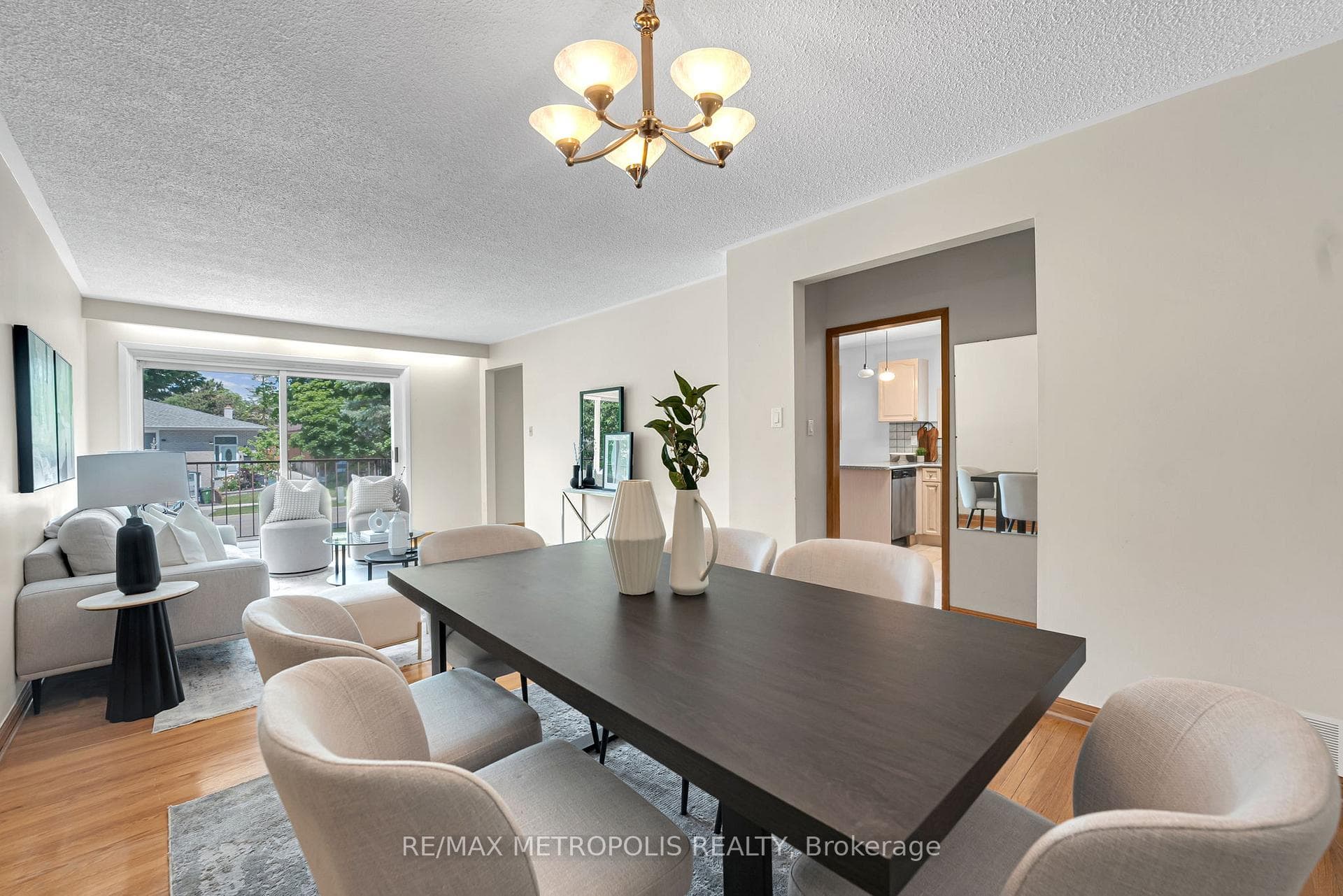 76 Harrington Crescent, Toronto C15, ON M2M 2Y5, Toronto C15, ON — photo 7 of 50