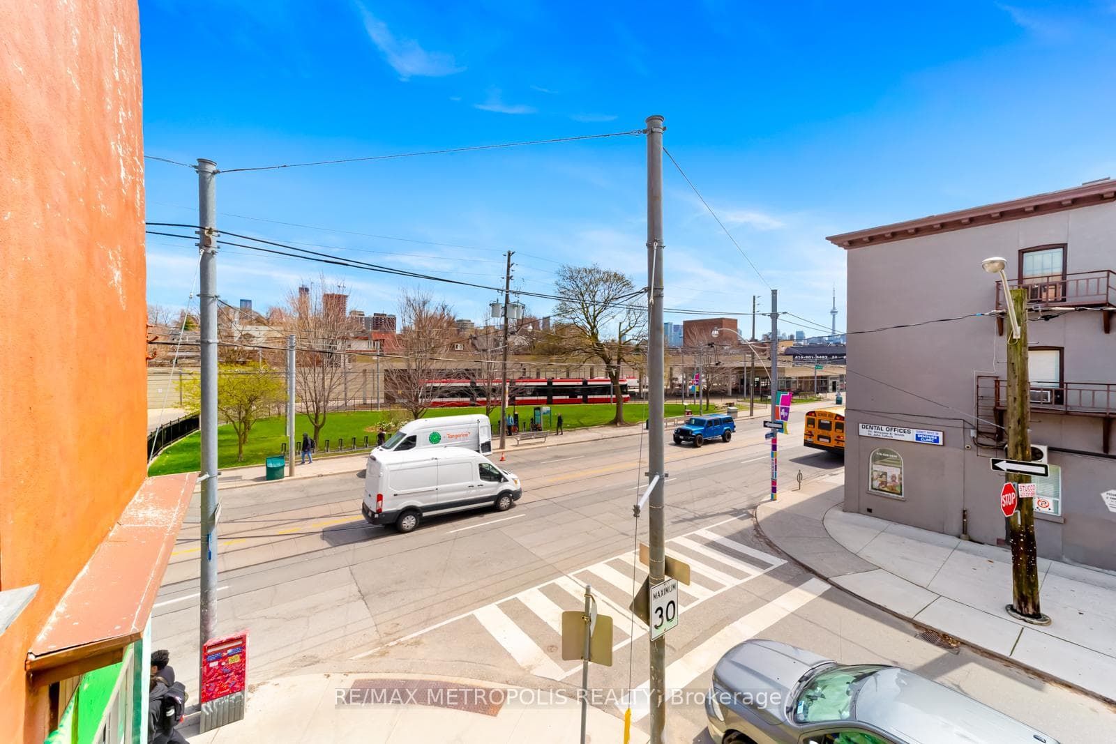 854 BATHURST Street, Toronto, ON M5R 3G3, Toronto C02, ON — photo 43 of 49