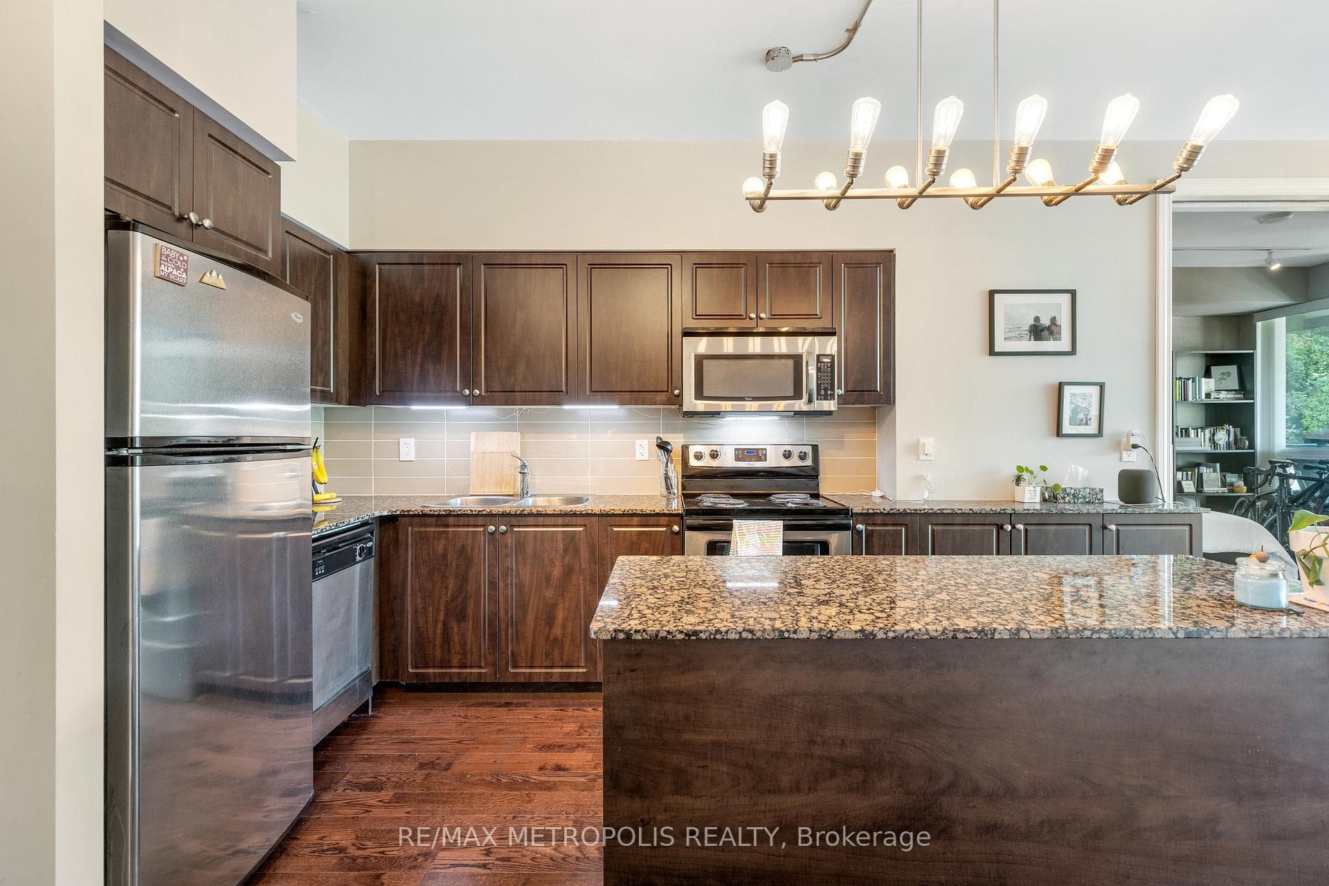 215 Fort York Boulevard 208, Toronto C01, ON M5V 4A2, Toronto C01, ON — photo 13 of 25