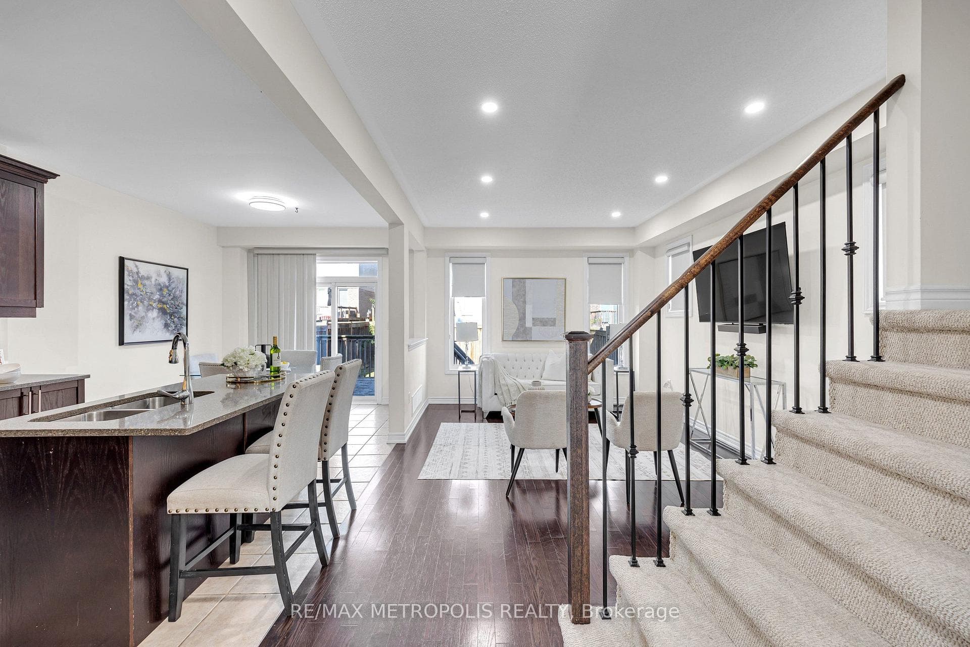 23 Gordon Cowling Street, Clarington, ON L1E 0G7, Clarington, ON — photo 12 of 61