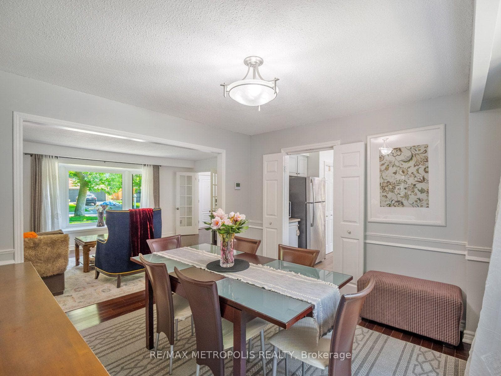 144 All Saints Crescent, Oakville, ON L6J 5Y8, Oakville, ON — photo 11 of 42