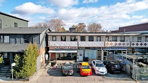 349 Oakwood Avenue A, Toronto C03, ON M6E 2W1, Toronto C03, ON — photo 1 of 8