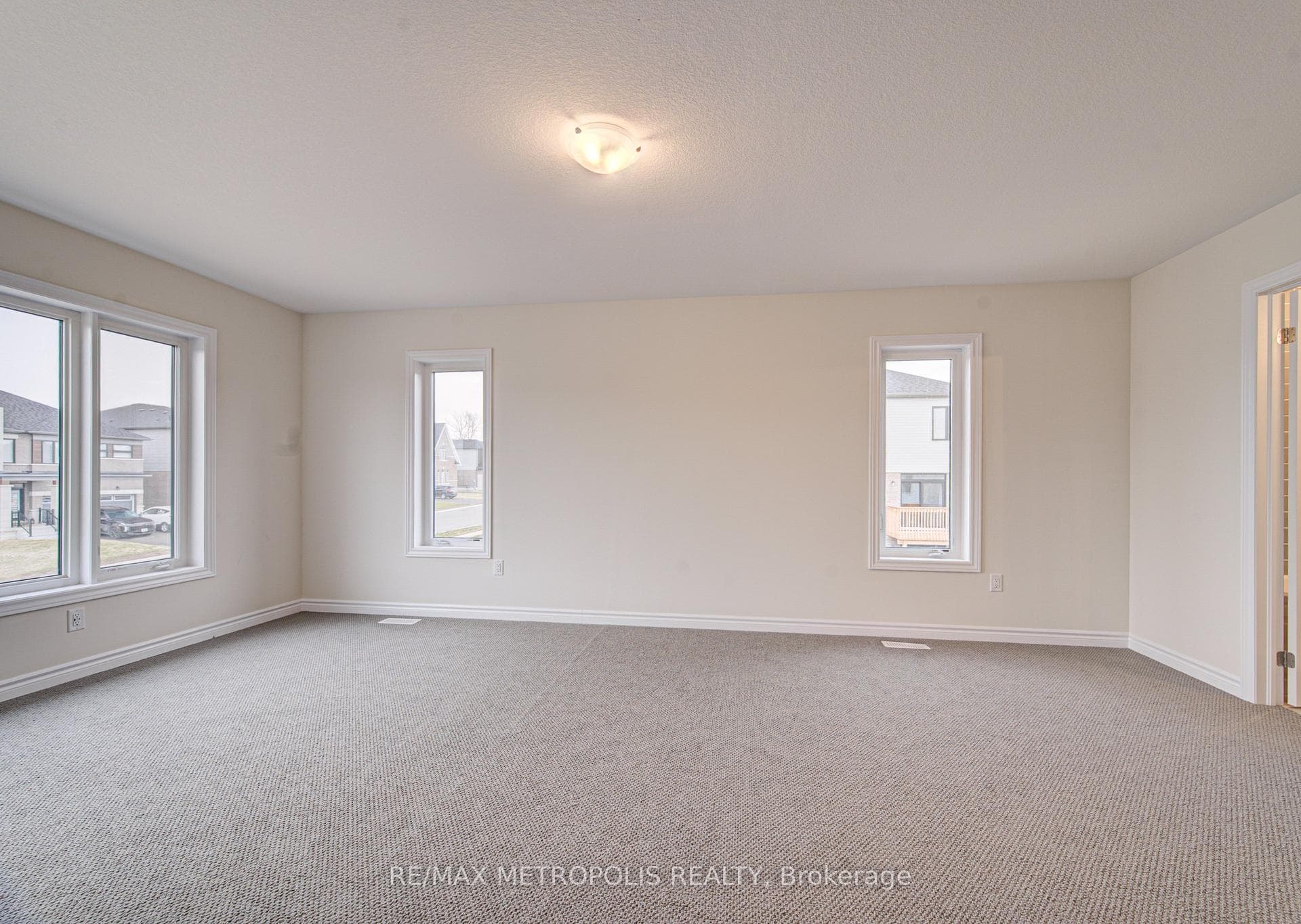 25 Heming Street, Brant, ON N3L 0M6, Brant, ON — photo 26 of 43