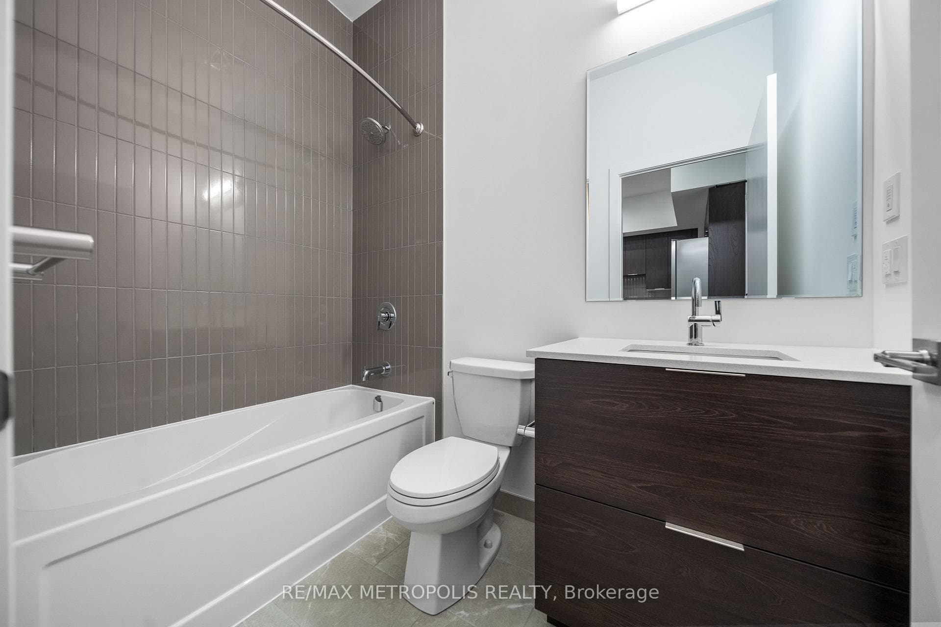 2501 Saw Whet Boulevard 103, Oakville, ON L6M 5N2, Oakville, ON — photo 6 of 39
