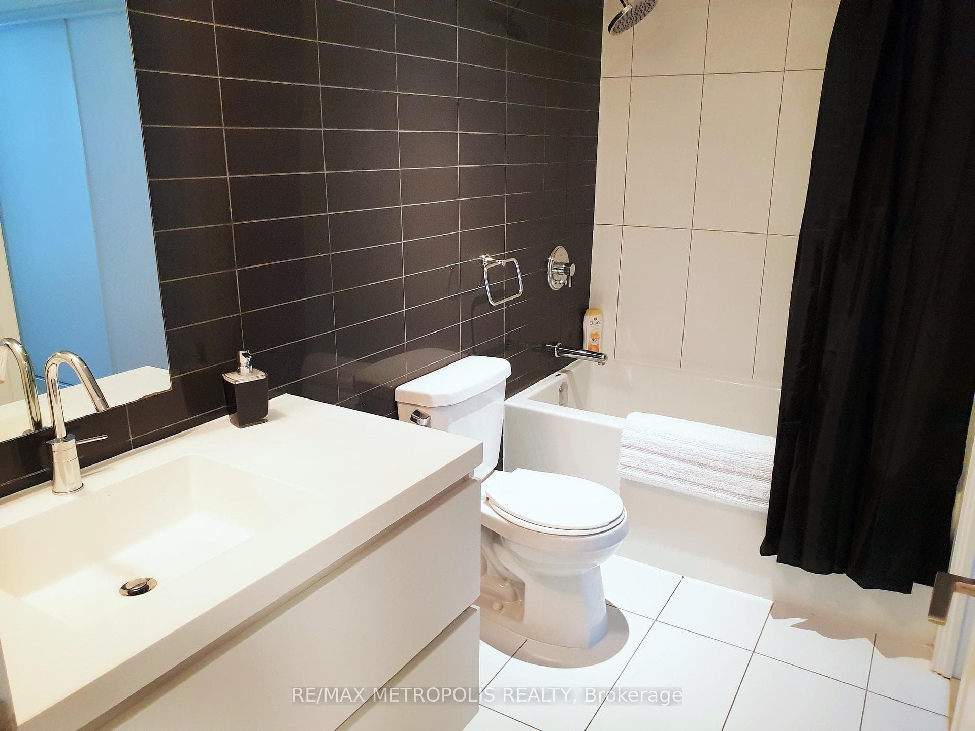 85 Queens Wharf Road 312, Toronto C01, ON M5V 0J9, Toronto C01, ON — photo 6 of 10