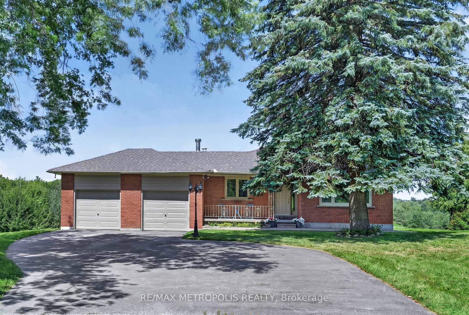 6370 Hillsdale Drive, Whitchurch-Stouffville, ON L4A 3B8, Whitchurch-Stouffville, ON — photo 3 of 38