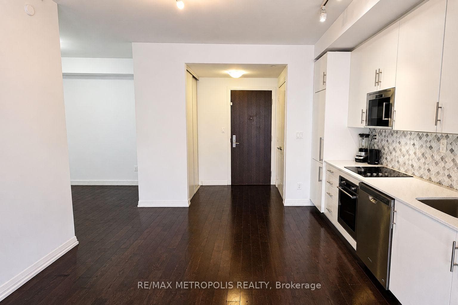 460 Adelaide Street E 520, Toronto, ON M5A 0E7, Toronto C08, ON — photo 26 of 46