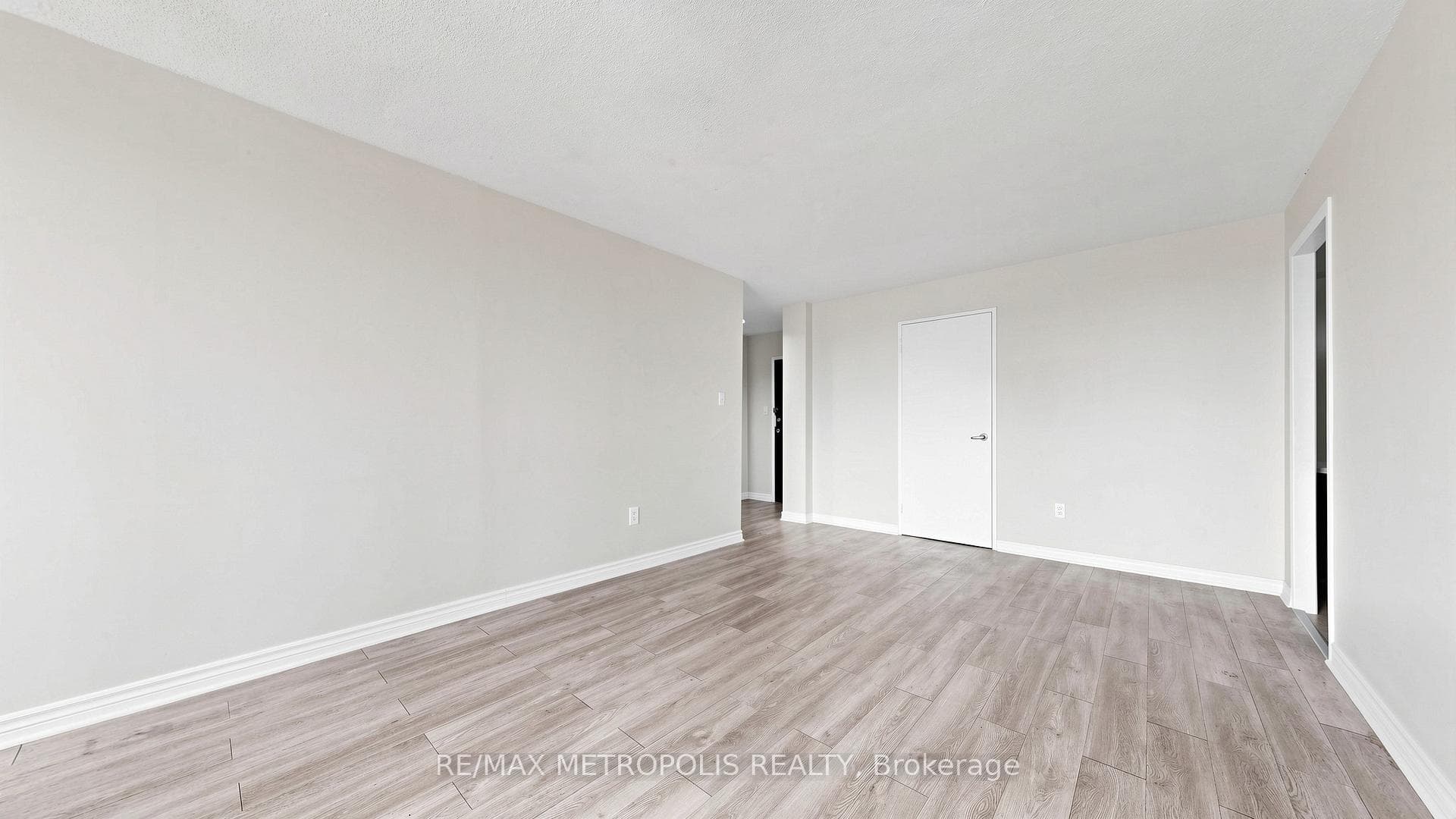 121 Trudelle Street 405, Toronto, ON M1J 3K4, Toronto E08, ON — photo 12 of 39