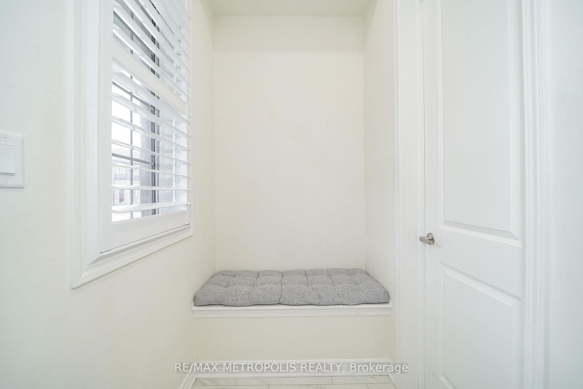 3237 Turnstone Boulevard, Pickering, ON L1X 0N3, Pickering, ON — photo 14 of 45