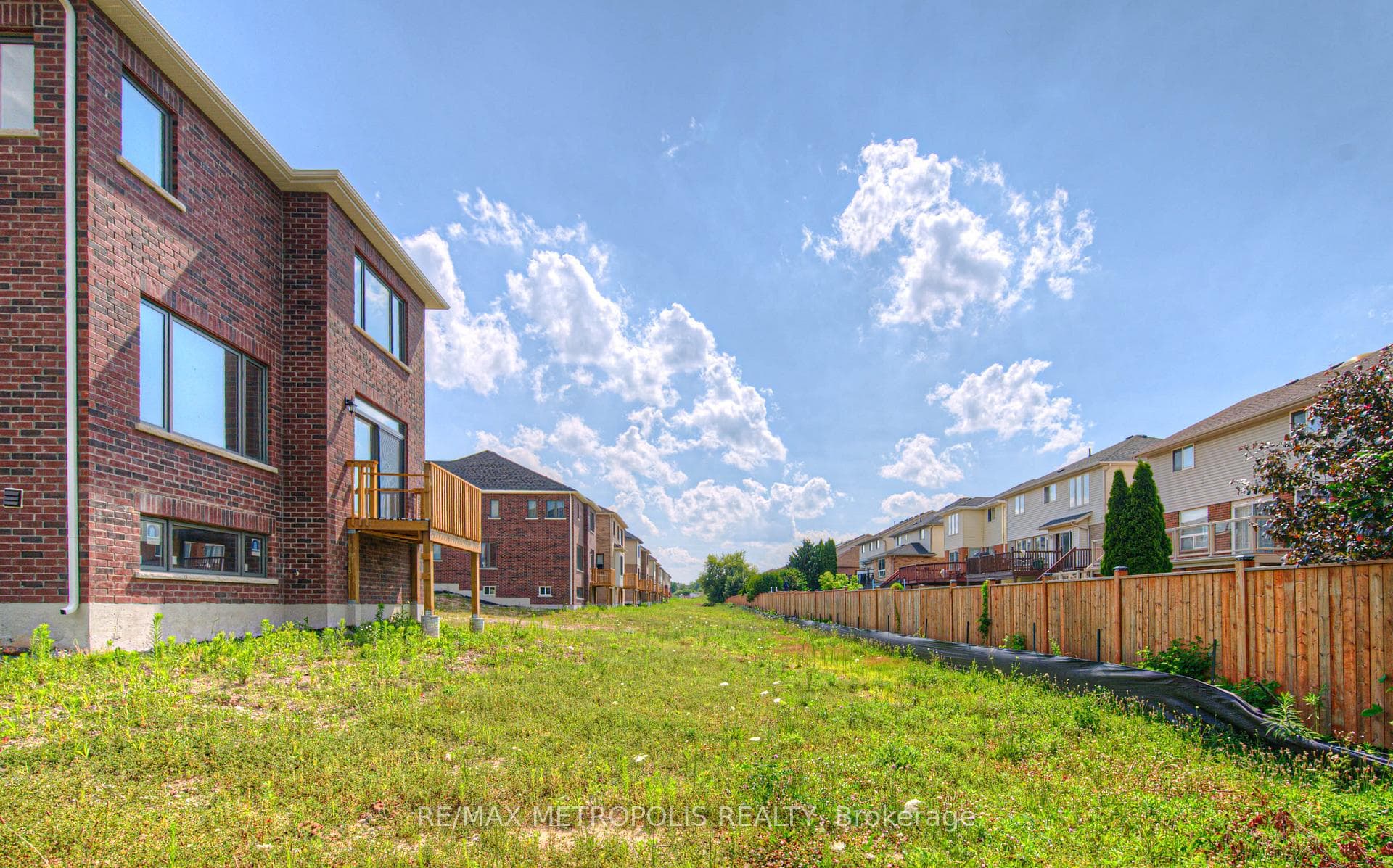 100 Moss Drive, Cambridge, ON N1T 0H1, Cambridge, ON — photo 41 of 95