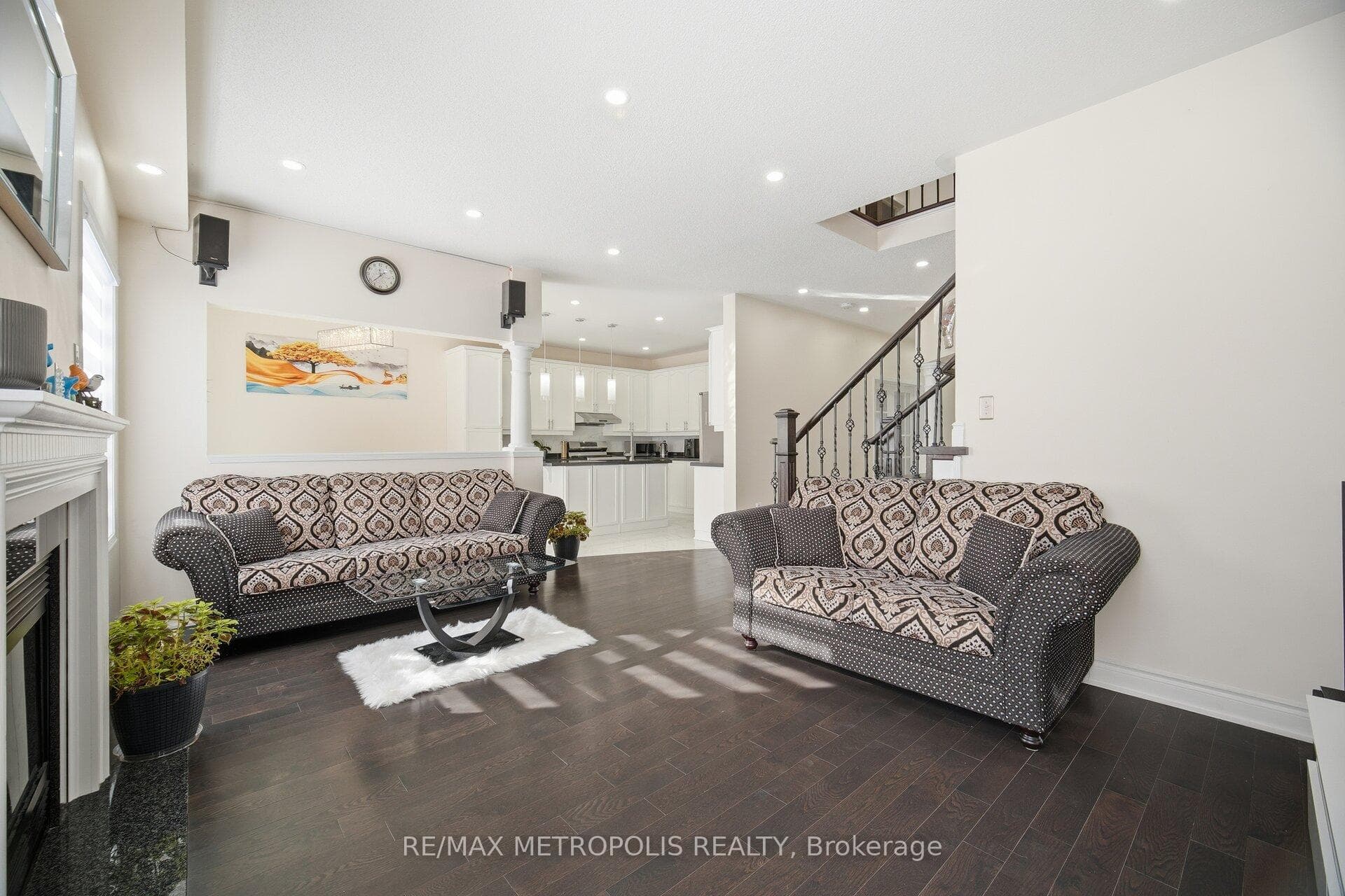 43 El Camino Way, Brampton, ON L7A 3C4, Brampton, ON — photo 9 of 52