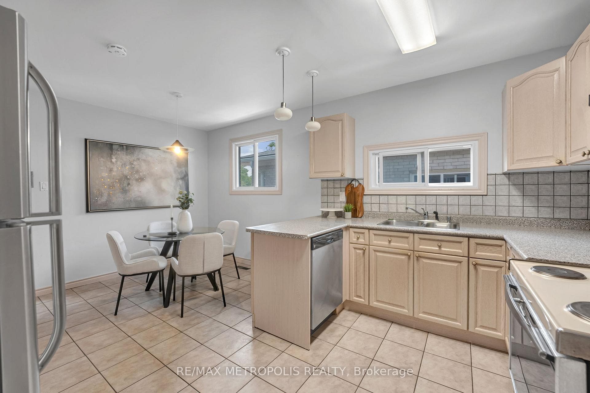 76 Harrington Crescent, Toronto C15, ON M2M 2Y5, Toronto C15, ON — photo 12 of 50