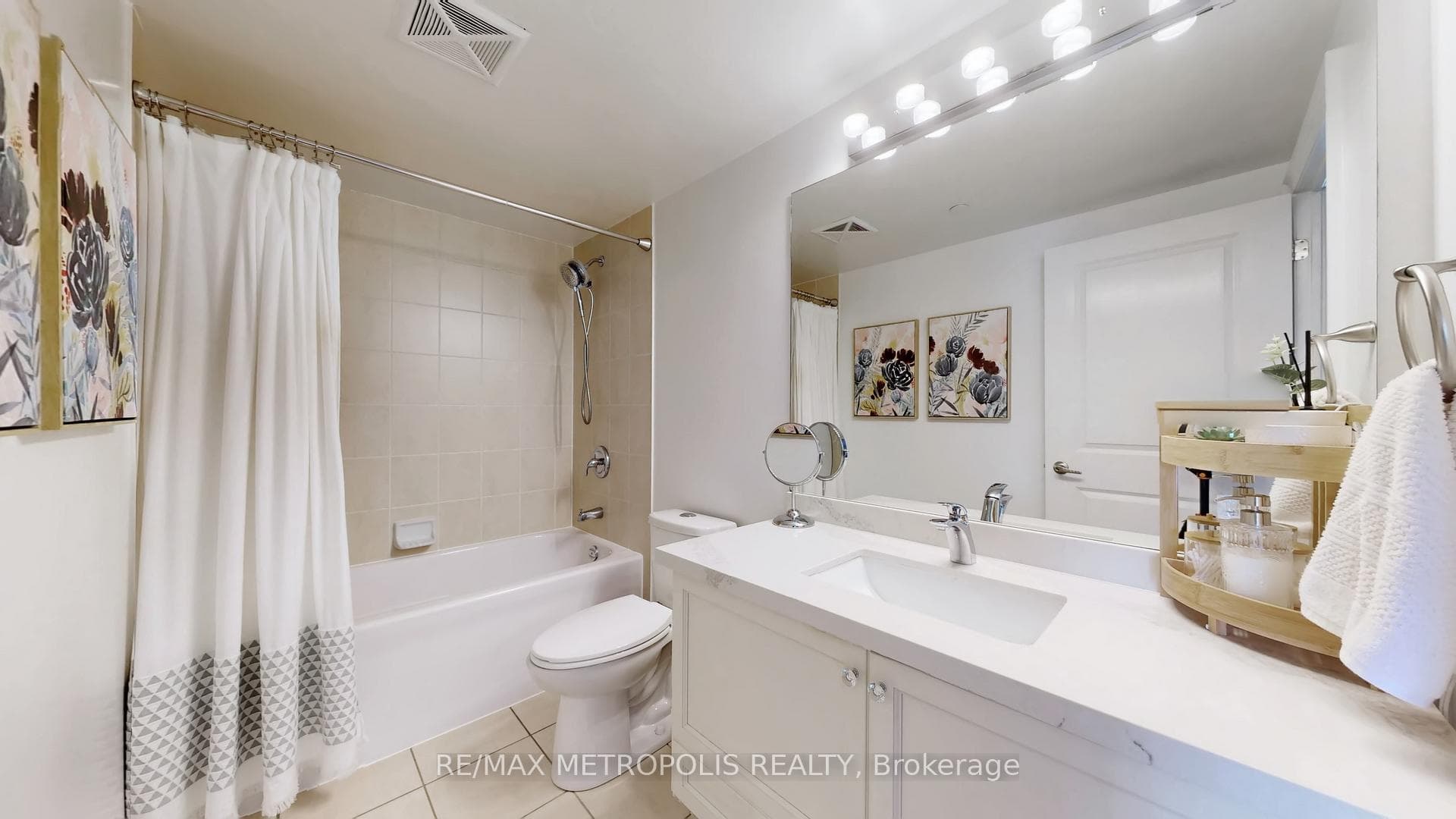 701 Sheppard Avenue W 228, Toronto, ON M3H 0B2, Toronto C06, ON — photo 23 of 50