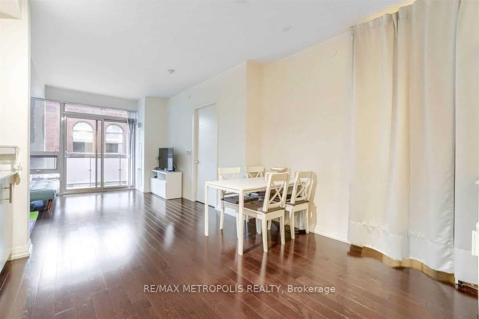 460 Adelaide Street E 520, Toronto, ON M5A 0E7, Toronto C08, ON — photo 13 of 46