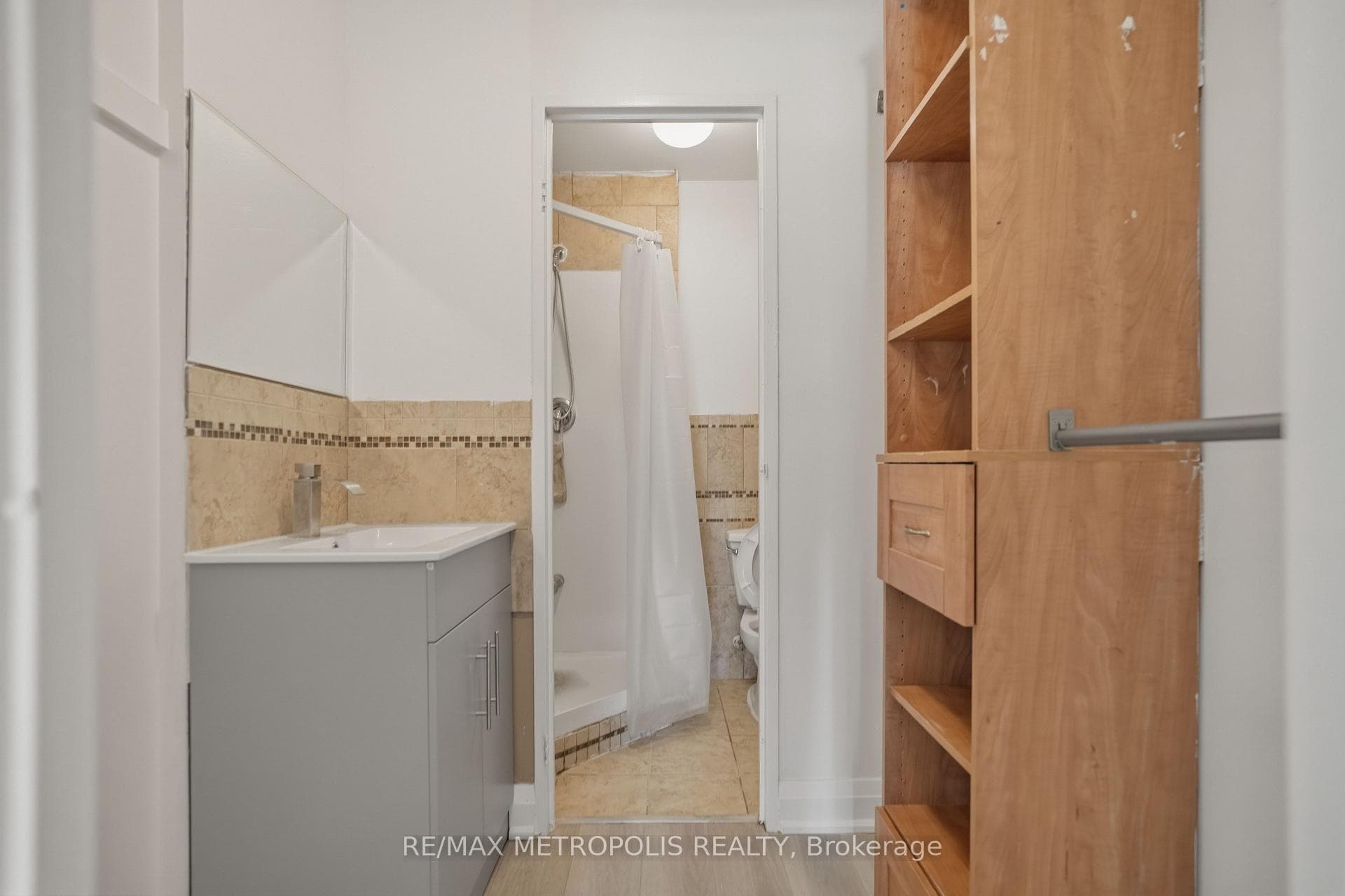 100 Mornelle Court 2026, Toronto, ON M1E 4X2, Toronto E09, ON — photo 17 of 21