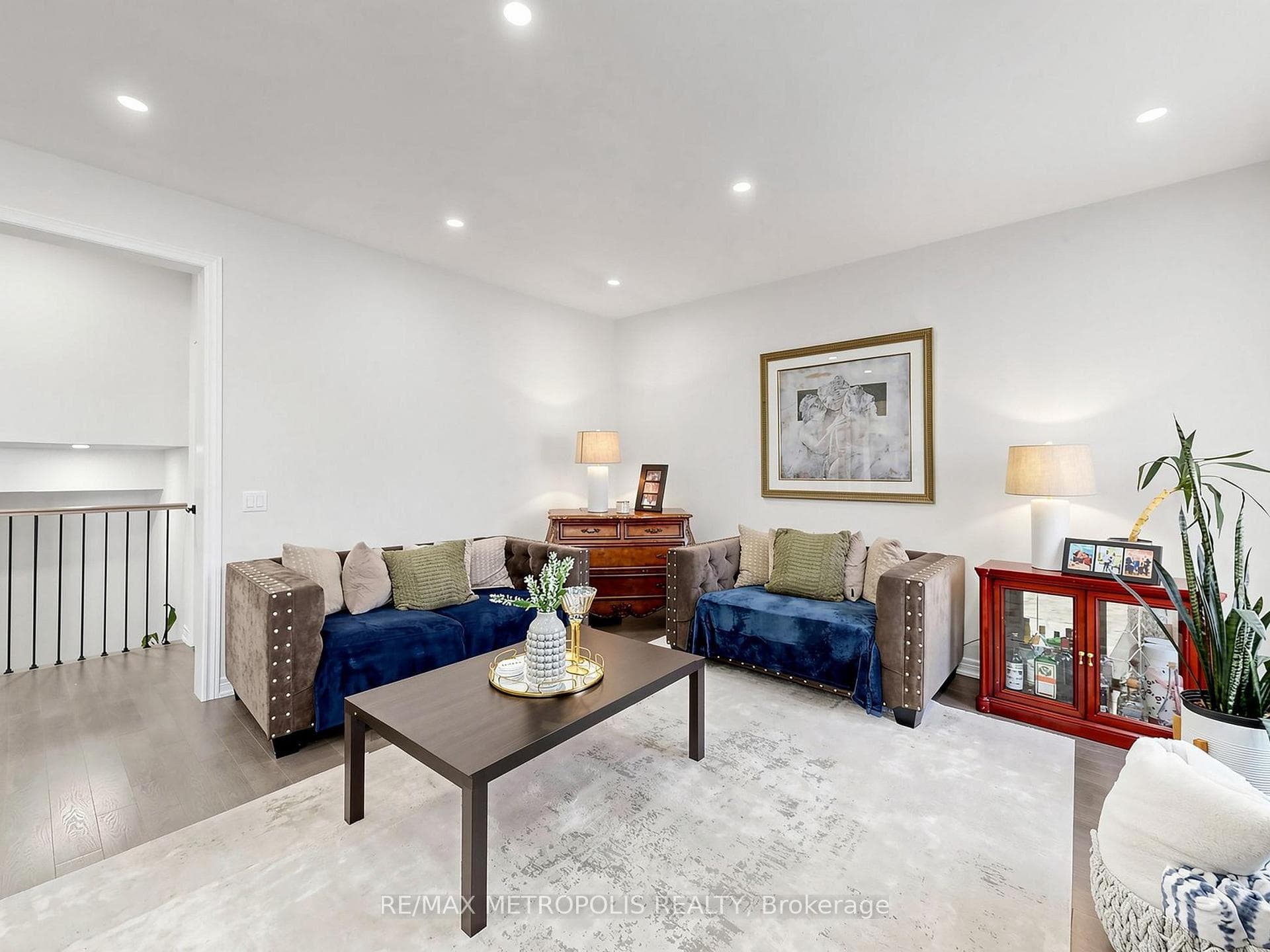 17 Neilly Terrace N, Bradford West Gwillimbury, ON L3Z 4L1, Bradford West Gwillimbury, ON — photo 11 of 51