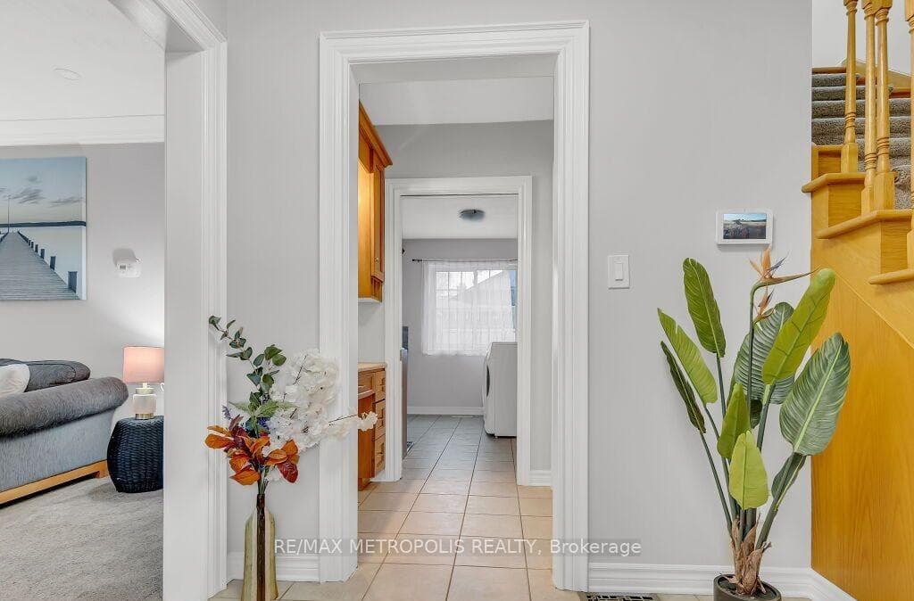100 Warren Road, Kitchener, ON N2M 4T4, Kitchener, ON — photo 14 of 37