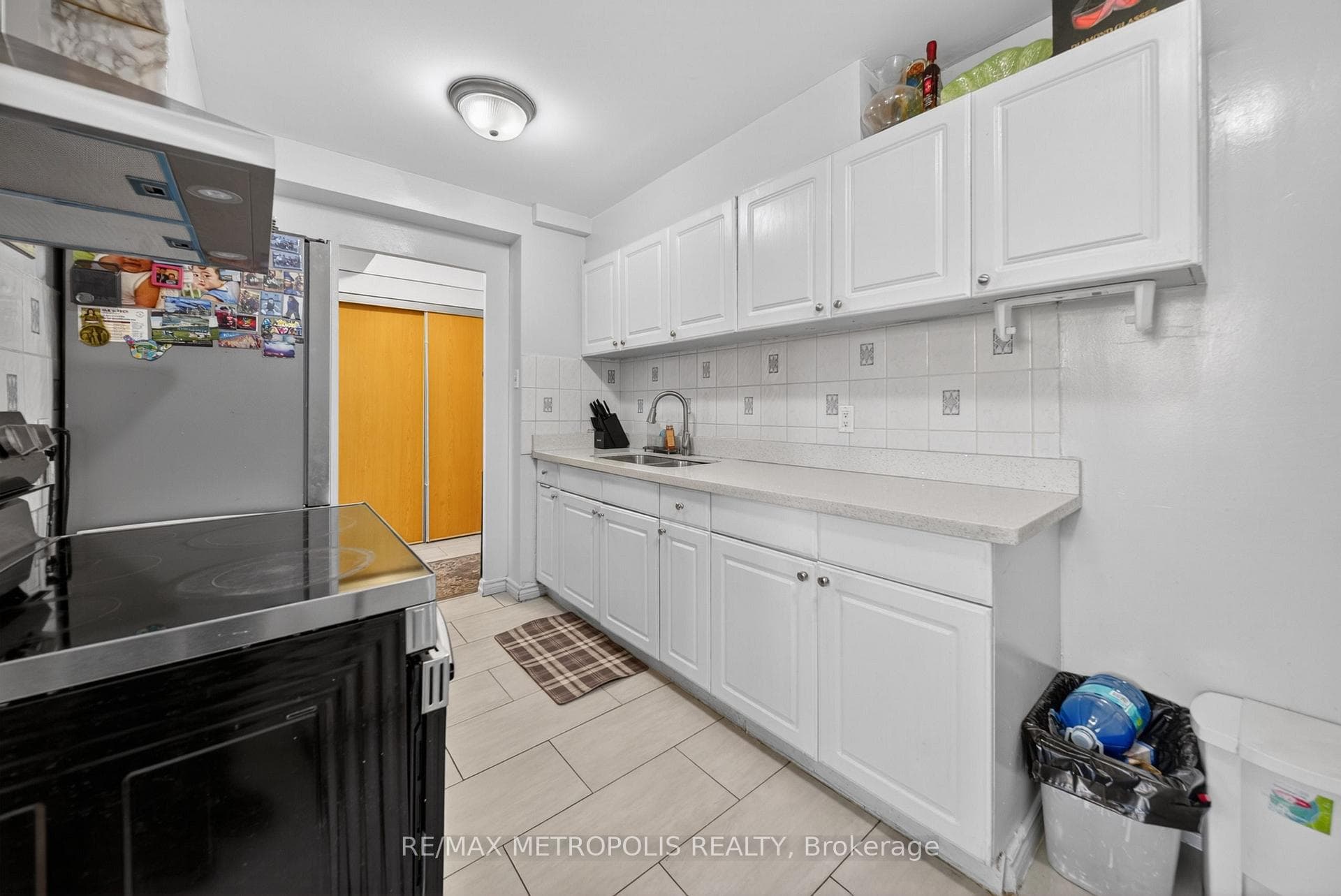 2825 Islington Avenue 104, Toronto W05, ON M9L 2K1, Toronto W05, ON — photo 11 of 40