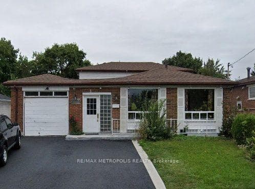 3794 Woodruff Crescent, Mississauga, ON L4T 1T9, Mississauga, ON — photo 1 of 1