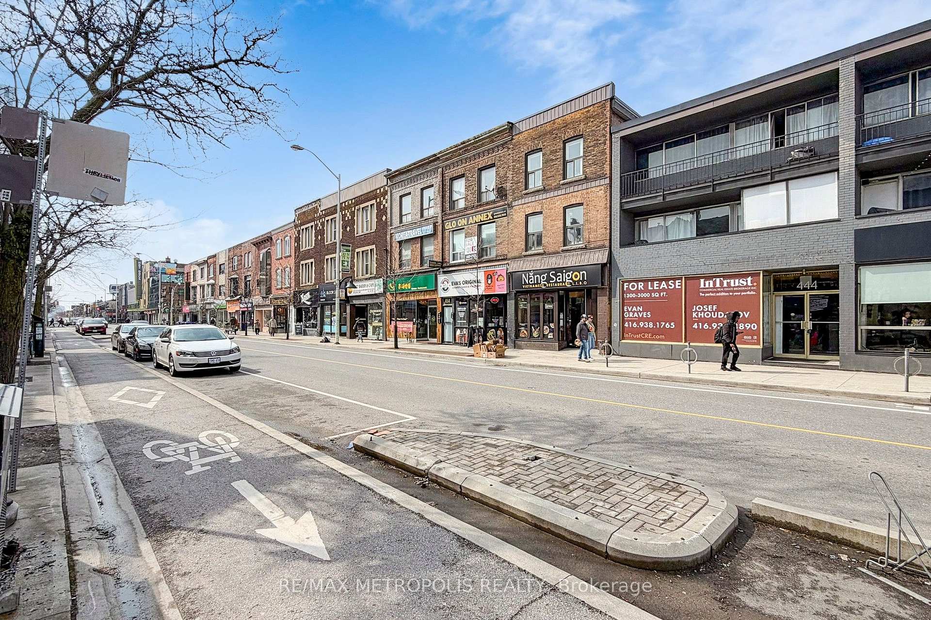 460 - 464 Bloor Street W, Toronto, ON M5S 1X8, Toronto C02, ON — photo 1 of 55