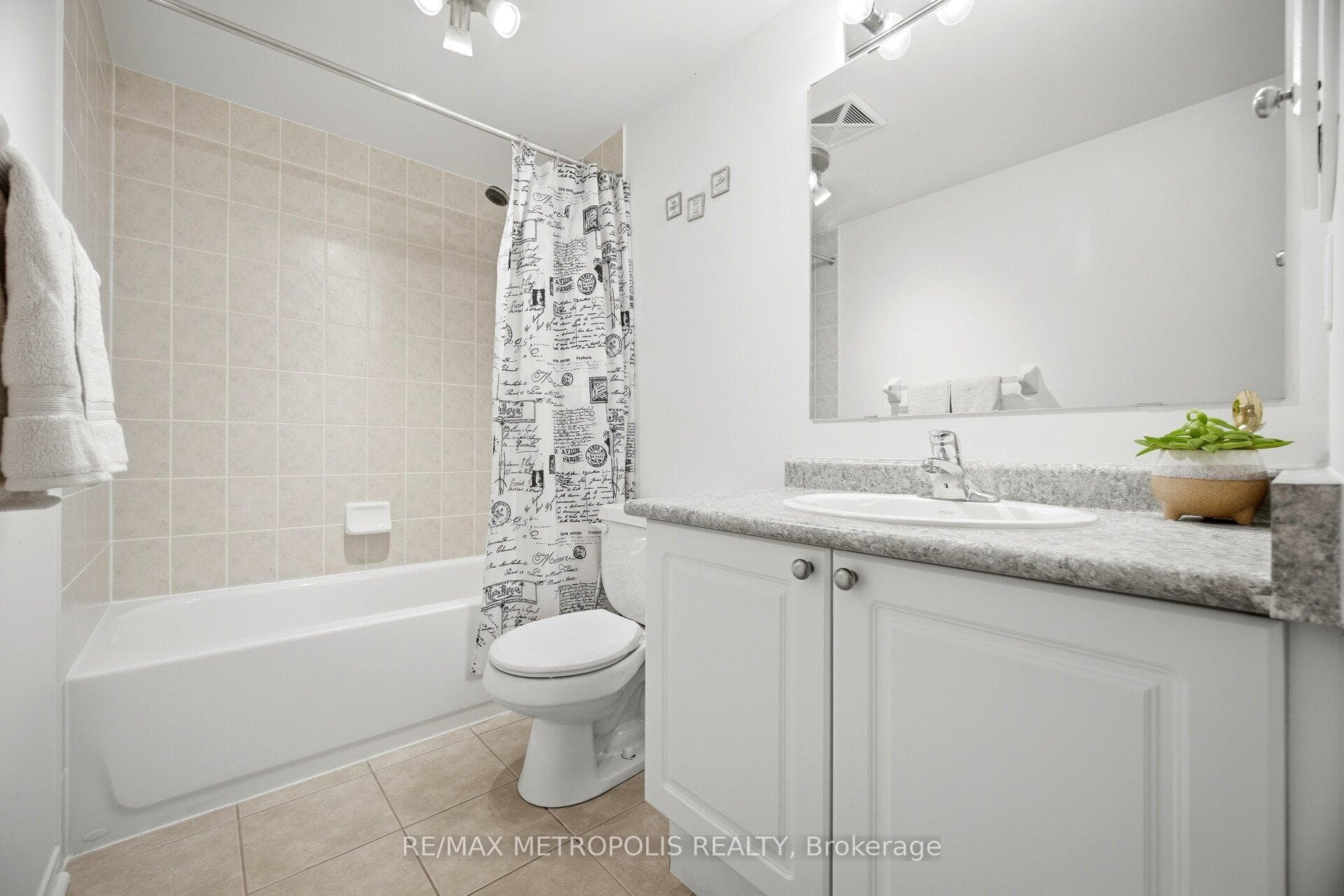 3975 Eglinton Avenue W 17, Mississauga, ON L5M 0E7, Mississauga, ON — photo 38 of 49