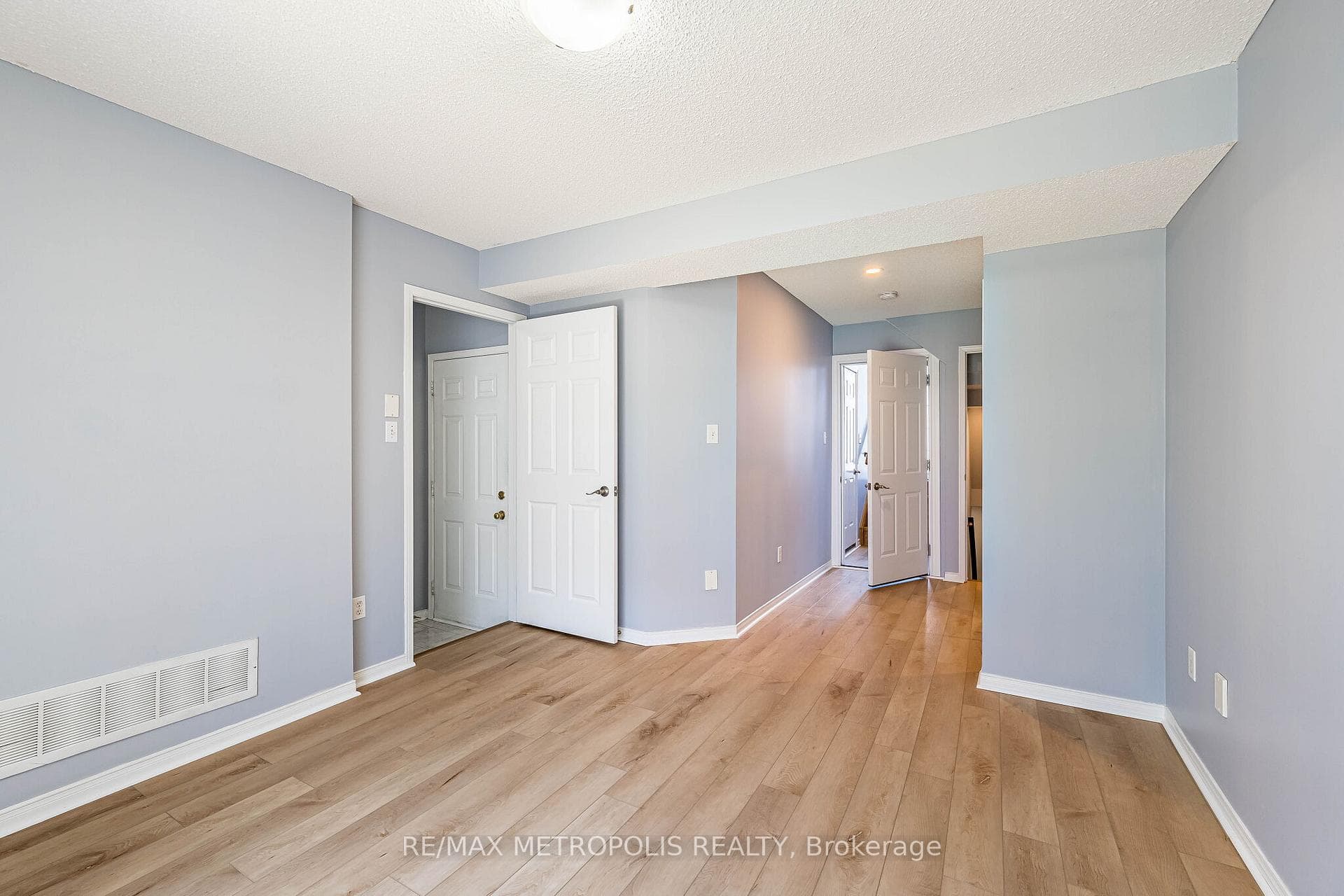 26 Beeston Road, Brampton, ON L6Y 5S6, Brampton, ON — photo 41 of 52