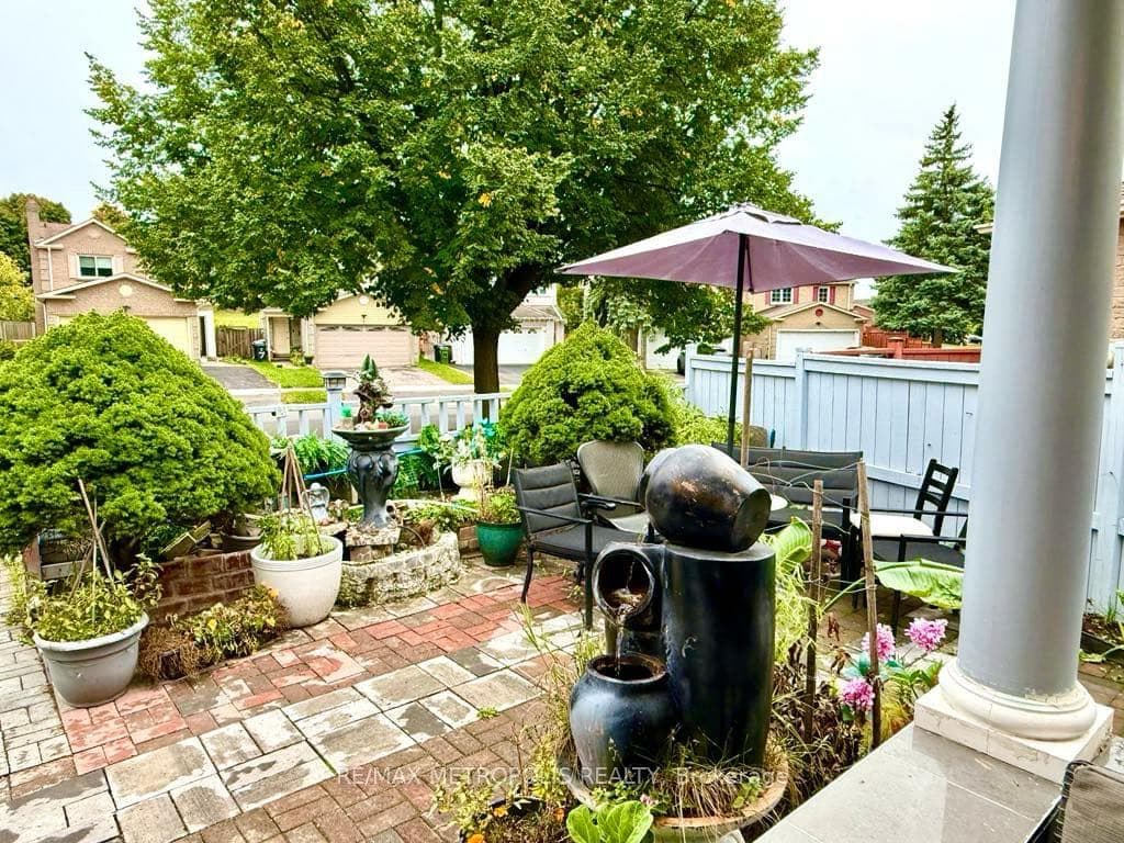 4 Shepmore Terrace, Toronto, ON M1B 3H4, Toronto E11, ON — photo 3 of 30