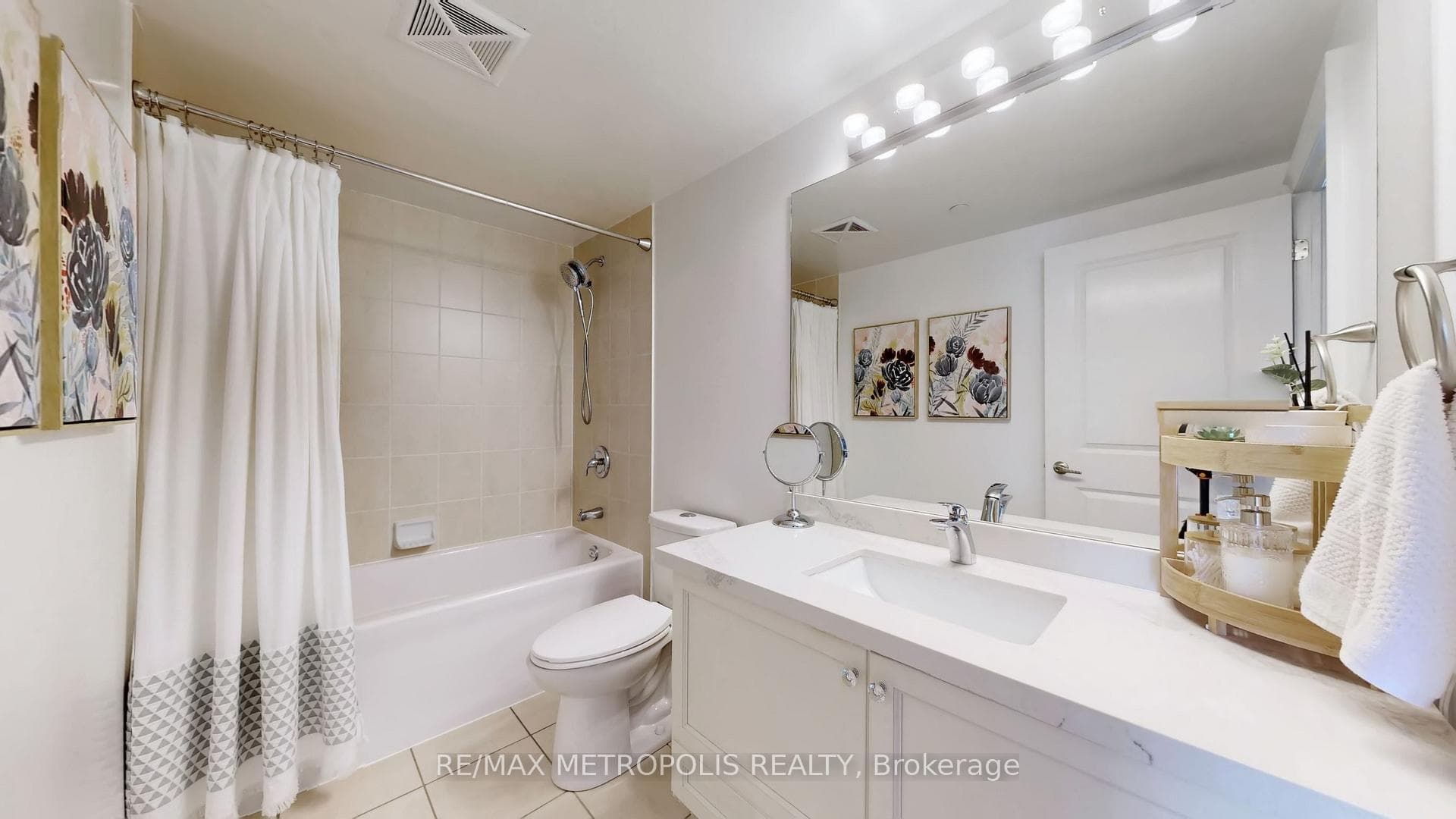 701 Sheppard Avenue W 228, Toronto, ON M3H 0B2, Toronto C06, ON — photo 23 of 45