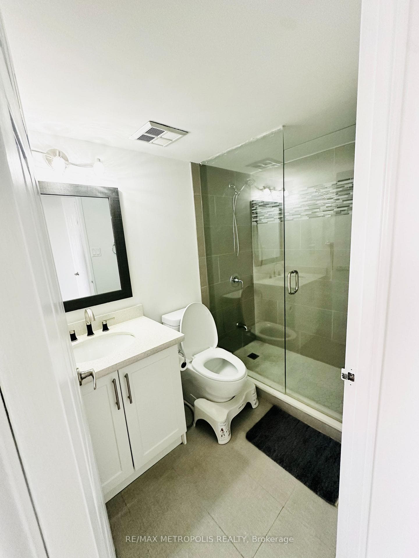 80 Antibes Drive 1207, Toronto, ON M2R 3N5, Toronto C07, ON — photo 10 of 50