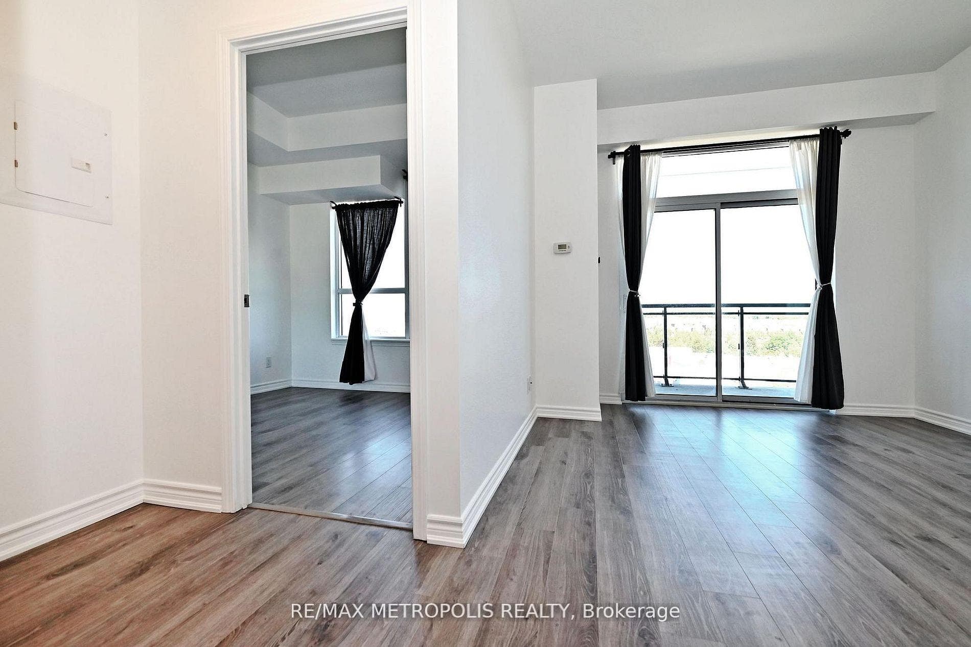 11611 Yonge Street 809, Richmond Hill, ON L4E 1G2, Richmond Hill, ON — photo 23 of 51