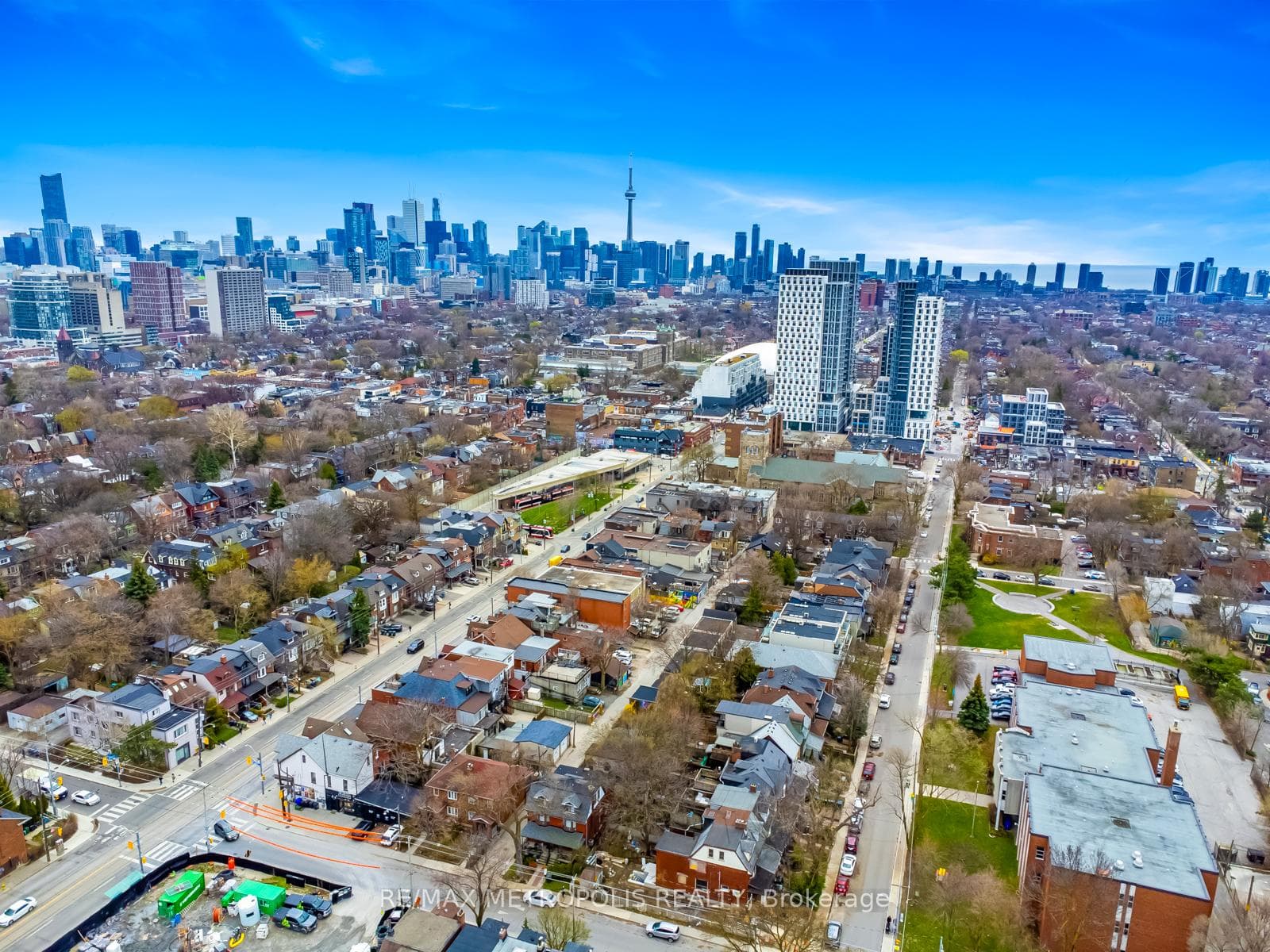 854 BATHURST Street, Toronto, ON M5R 3G3, Toronto C02, ON — photo 47 of 49
