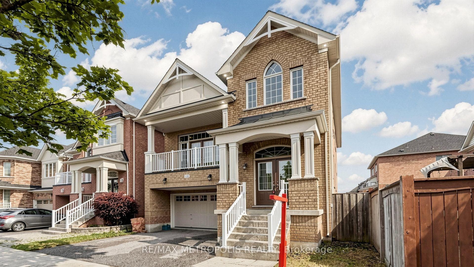 138 Yakefarm Boulevard, Whitchurch-Stouffville, ON L4A 0R8, Whitchurch-Stouffville, ON — photo 4 of 62