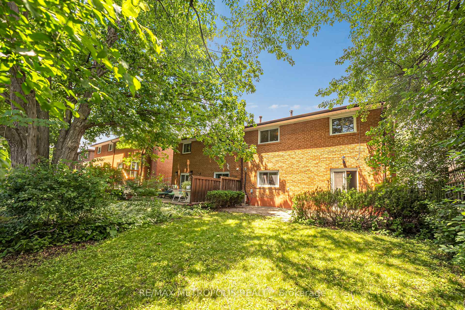 76 Harrington Crescent, Toronto C15, ON M2M 2Y5, Toronto C15, ON — photo 34 of 50