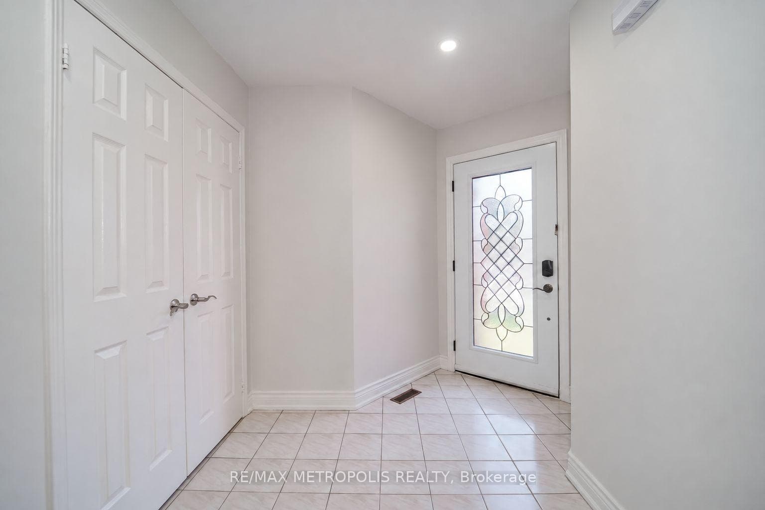 214 Elson Street, Markham, ON L3S 3B9, Markham, ON — photo 11 of 41