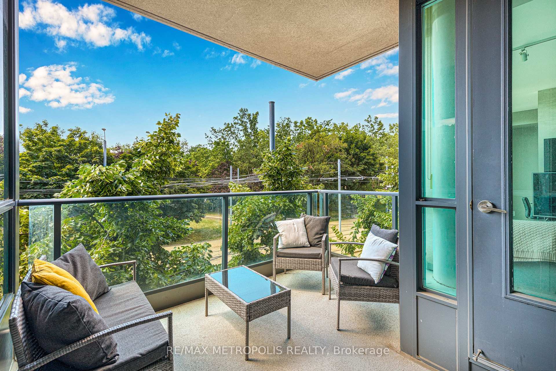 215 Fort York Boulevard 208, Toronto C01, ON M5V 4A2, Toronto C01, ON — photo 11 of 25